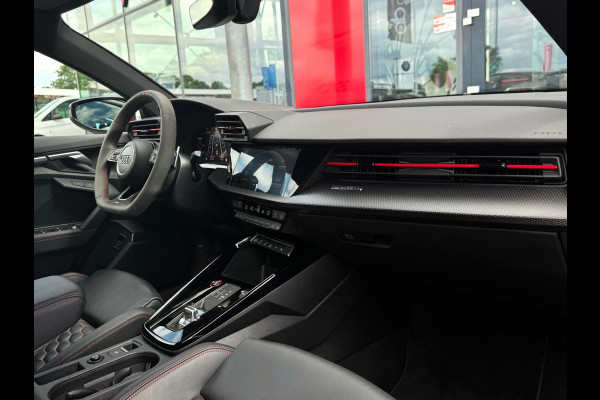 Audi A3 Sportback 2.5 TFSI RS 3 Quattro VOL ! | Ceramic | Panorama | B&O | Red Stitch | HUD | Matrix | Carbon | BTW Auto |