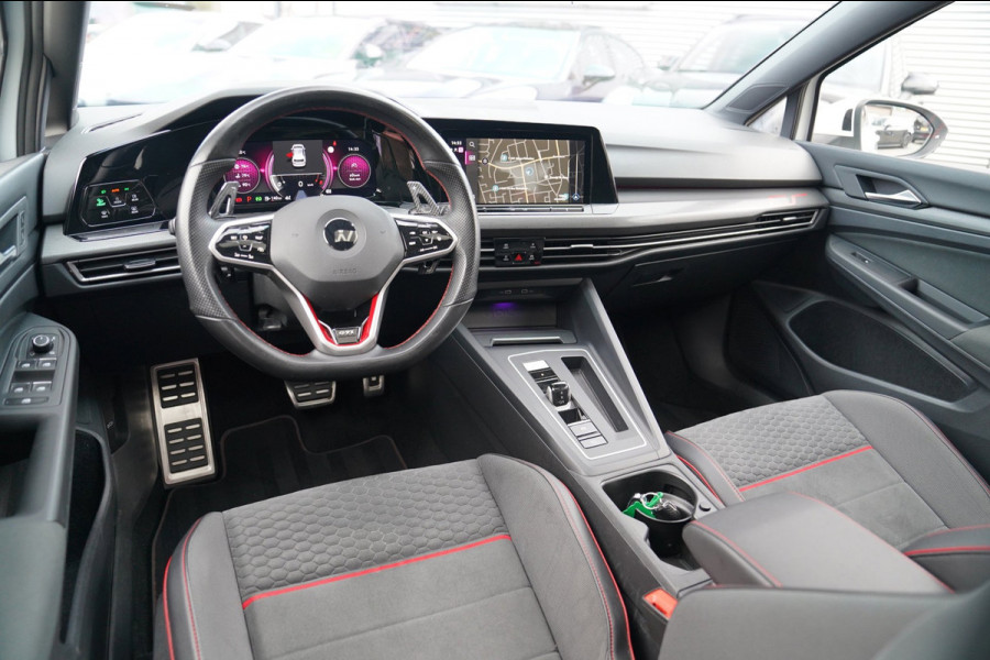 Volkswagen Golf 2.0 TSI GTI | Stuurwiel verwarming | Lane Assist | Clubsport | Camera