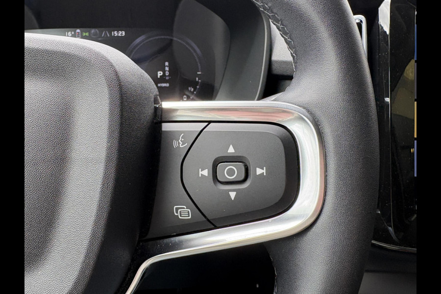 Volvo XC40 1.5 T5 Plug-in hybrid Plus Dark | Leder | Adaptive Cruise | Stoel- & Stuurverwarming | H&K Audio | Achteruitrijcamera |