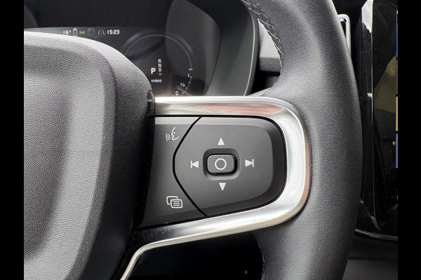 Volvo XC40 1.5 T5 Plug-in hybrid Plus Dark | Leder | Adaptive Cruise | Stoel- & Stuurverwarming | H&K Audio | Achteruitrijcamera |