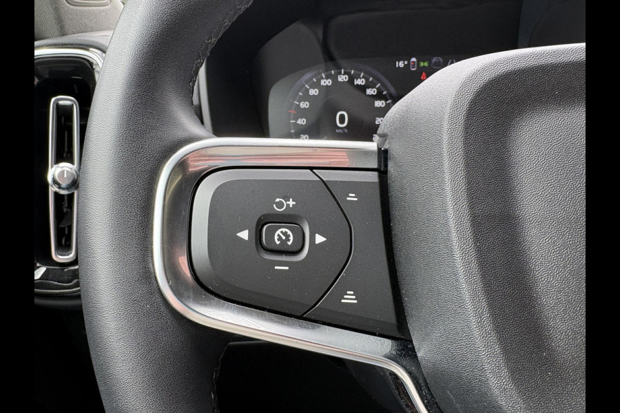 Volvo XC40 1.5 T5 Plug-in hybrid Plus Dark | Leder | Adaptive Cruise | Stoel- & Stuurverwarming | H&K Audio | Achteruitrijcamera |
