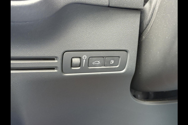 Volvo XC40 1.5 T5 Plug-in hybrid Plus Dark | Leder | Adaptive Cruise | Stoel- & Stuurverwarming | H&K Audio | Achteruitrijcamera |