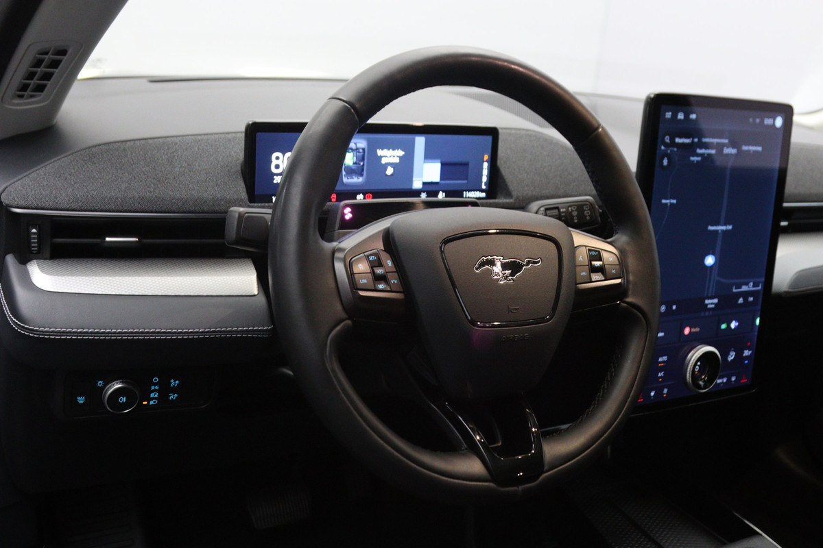 Ford Mustang Mach-E RWD 75 kWh, 94 % SOH, Adap. Cruise Control, Panoramadak, 360 Camera, Leder, B&O Sound