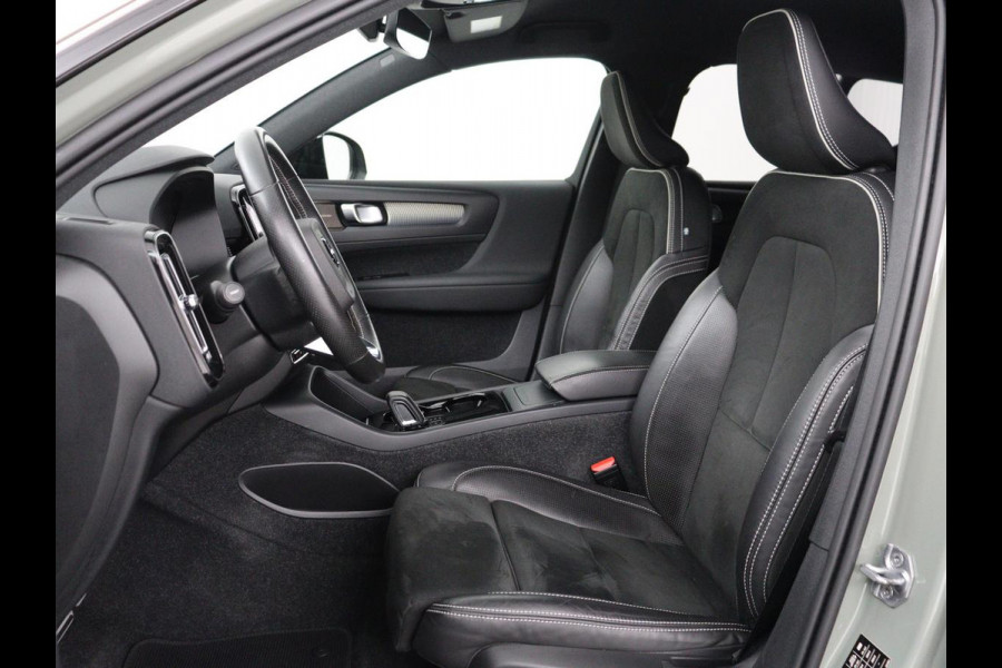 Volvo XC40 Recharge P8 AWD R-Design 408 PK | SOH 91.9% | Harm 408 PK | SOH 91.9% | Harman/Kardon | Adaptive Cruise | Camera | Carplay | Navi | Half Leder/Alcantara | Elec. Achterklep | Stoel- en stuurverwarming