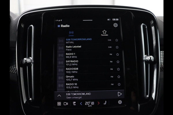 Volvo XC40 Recharge P8 AWD R-Design 408 PK | SOH 91.9% | Harm 408 PK | SOH 91.9% | Harman/Kardon | Adaptive Cruise | Camera | Carplay | Navi | Half Leder/Alcantara | Elec. Achterklep | Stoel- en stuurverwarming