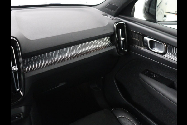 Volvo XC40 Recharge P8 AWD R-Design 408 PK | SOH 91.9% | Harm 408 PK | SOH 91.9% | Harman/Kardon | Adaptive Cruise | Camera | Carplay | Navi | Half Leder/Alcantara | Elec. Achterklep | Stoel- en stuurverwarming