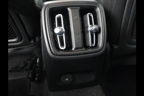 Volvo XC40 Recharge P8 AWD R-Design 408 PK | SOH 91.9% | Harm 408 PK | SOH 91.9% | Harman/Kardon | Adaptive Cruise | Camera | Carplay | Navi | Half Leder/Alcantara | Elec. Achterklep | Stoel- en stuurverwarming