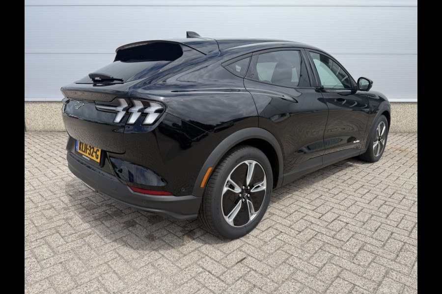 Ford Mustang Mach-E RWD 73 kWh 269PK TECHPACK!