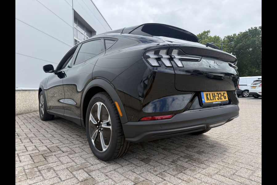 Ford Mustang Mach-E RWD 73 kWh 269PK TECHPACK!