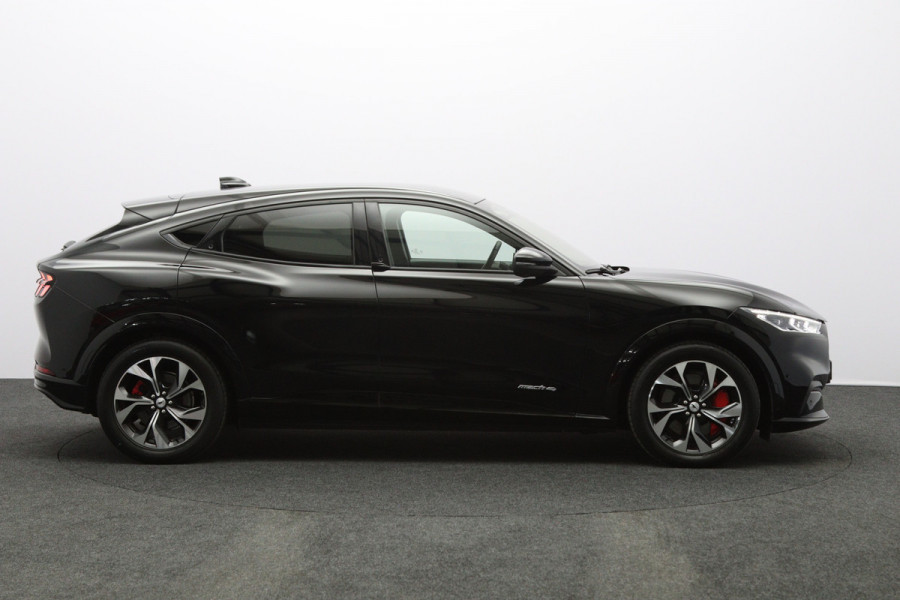 Ford Mustang Mach-E AWD 75 kWh 372 PK, SOH 94 %, Adap. Cruise Control, 360 Camera, B&O Sound, Panoramadak