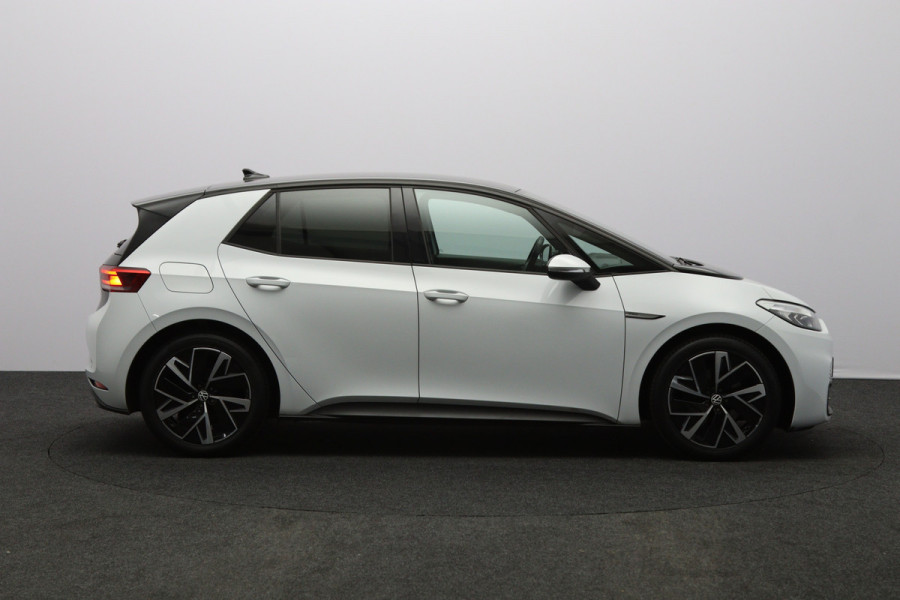 Volkswagen ID.3 146 PK Pro 58 kWh, SOH 92 %, Carplay, Stoelverwarming, Stuurverwarming