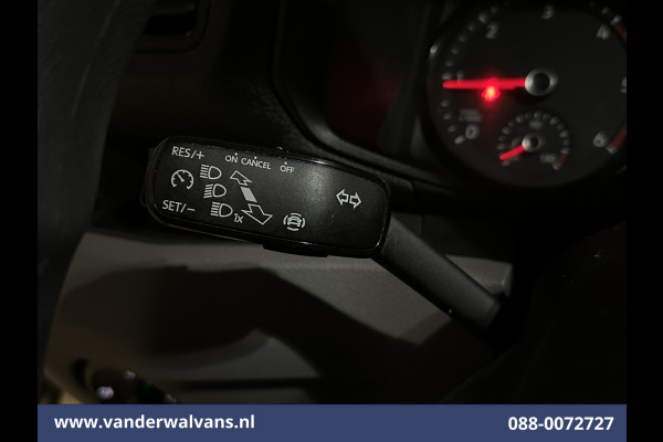 Volkswagen Crafter 2.0 TDI 141pk L3H3 L2H2 Euro6 Airco | Camera | Apple Carplay | Cruisecontrol | Chauffeursstoel Android Auto, Massagestoel, 2800kg trekvermogen