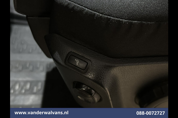 Volkswagen Crafter 2.0 TDI 141pk L3H3 L2H2 Euro6 Airco | Camera | Apple Carplay | Cruisecontrol | Chauffeursstoel Android Auto, Massagestoel, 2800kg trekvermogen