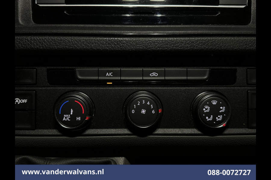 Volkswagen Crafter 2.0 TDI 141pk L3H3 L2H2 Euro6 Airco | Camera | Apple Carplay | Cruisecontrol | Chauffeursstoel Android Auto, Massagestoel