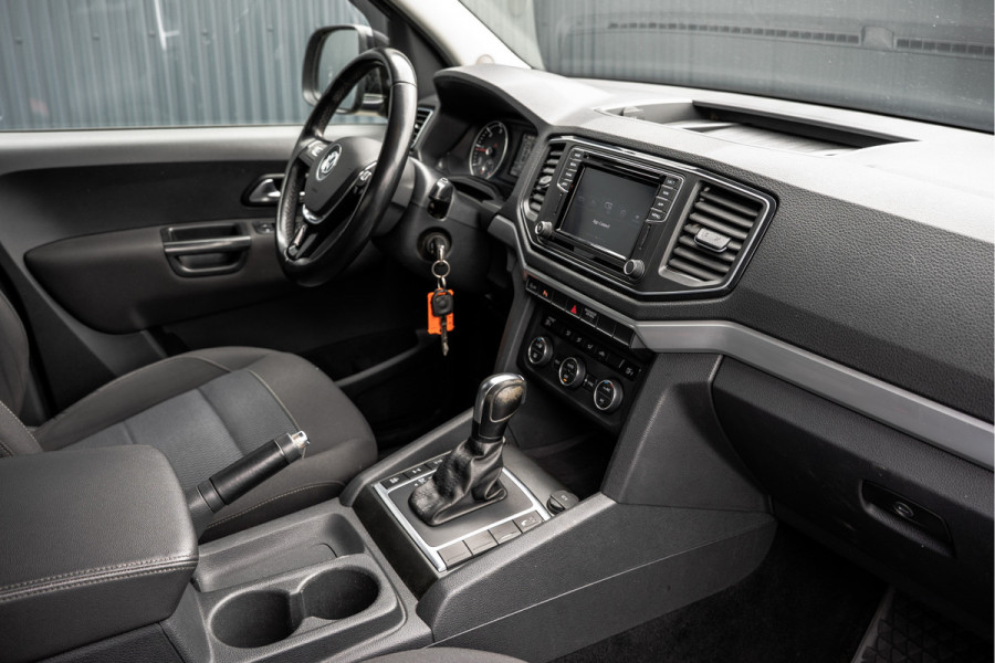 Volkswagen Amarok Highline V6 3.0 TDI 4x4 | 258 PK | 1ste Eigenaar | LED | Camera | Carplay | Cruise | Trekhaak | Airco