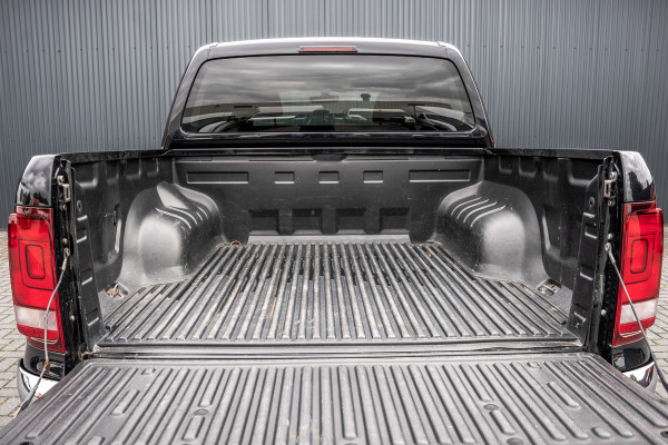 Volkswagen Amarok Highline V6 3.0 TDI 4x4 | 258 PK | 1ste Eigenaar | LED | Camera | Carplay | Cruise | Trekhaak | Airco