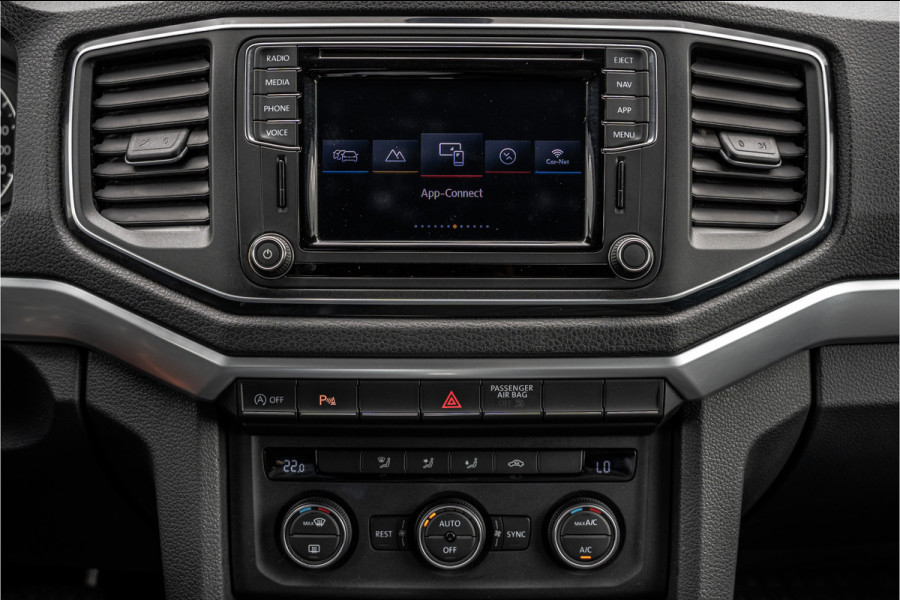 Volkswagen Amarok Highline V6 3.0 TDI 4x4 | 258 PK | 1ste Eigenaar | LED | Camera | Carplay | Cruise | Trekhaak | Airco