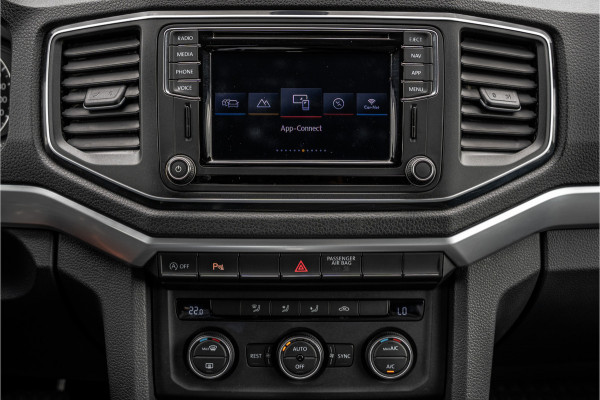 Volkswagen Amarok Highline V6 3.0 TDI 4x4 | 258 PK | 1ste Eigenaar | LED | Camera | Carplay | Cruise | Trekhaak | Airco