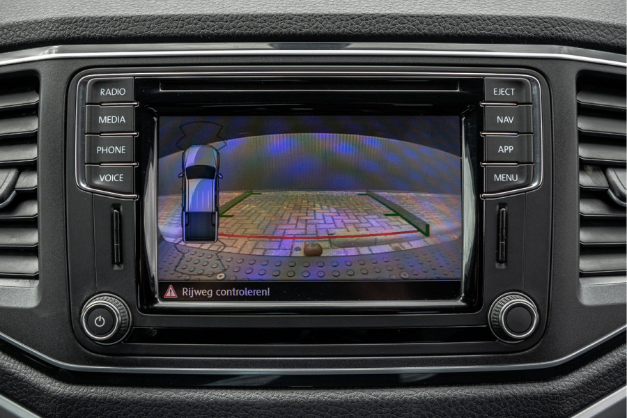 Volkswagen Amarok Highline V6 3.0 TDI 4x4 | 258 PK | 1ste Eigenaar | LED | Camera | Carplay | Cruise | Trekhaak | Airco