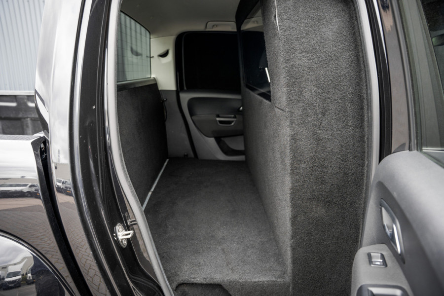 Volkswagen Amarok Highline V6 3.0 TDI 4x4 | 258 PK | 1ste Eigenaar | LED | Camera | Carplay | Cruise | Trekhaak | Airco