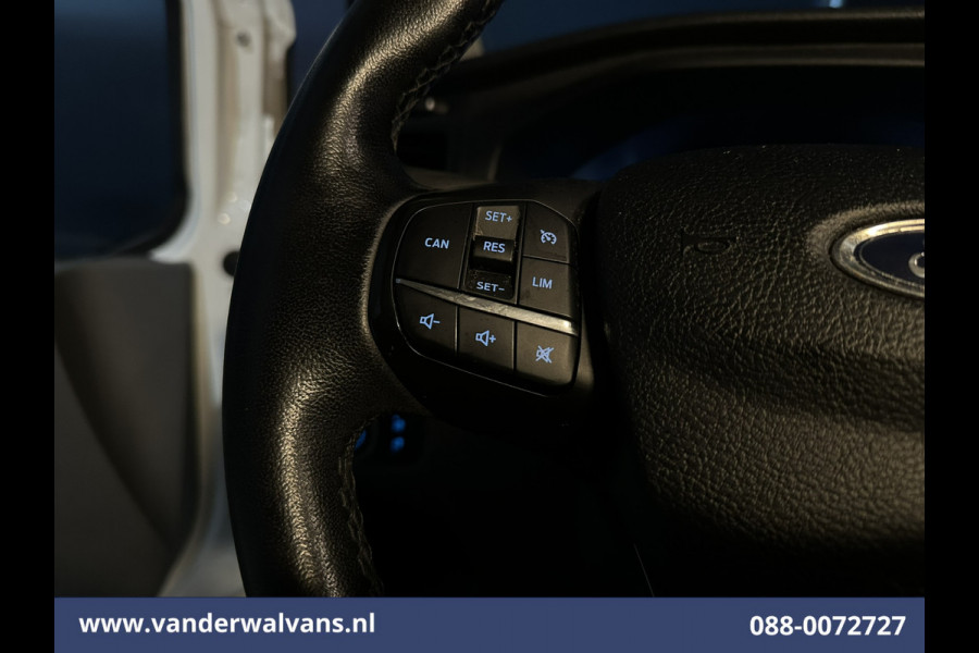 Ford Transit Custom 2.0 TDCI L2H1 Euro6 Airco | Camera | LED | Navigatie | Cruisecontrol | Android Auto Parkeersensoren, Stoelverwarming, Verwarmde Voorruit, Bijrijdersbank, 2800kg trekvermogen