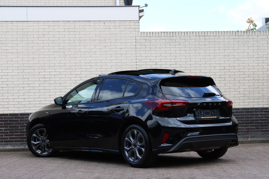 Ford Focus 1.0 EcoBoost Hybrid ST Line X | Panoramadak | Matrix | Winterpack |