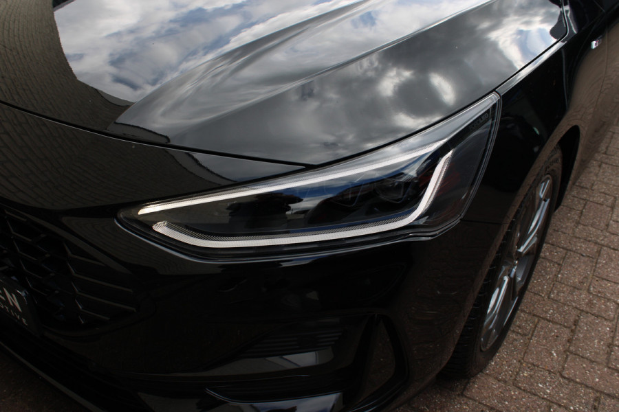 Ford Focus 1.0 EcoBoost Hybrid ST Line X | Panoramadak | Matrix | Winterpack |