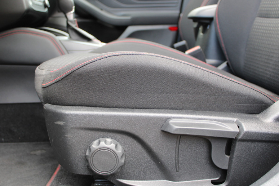 Ford Focus 1.0 EcoBoost Hybrid ST Line X | Panoramadak | Matrix | Winterpack |