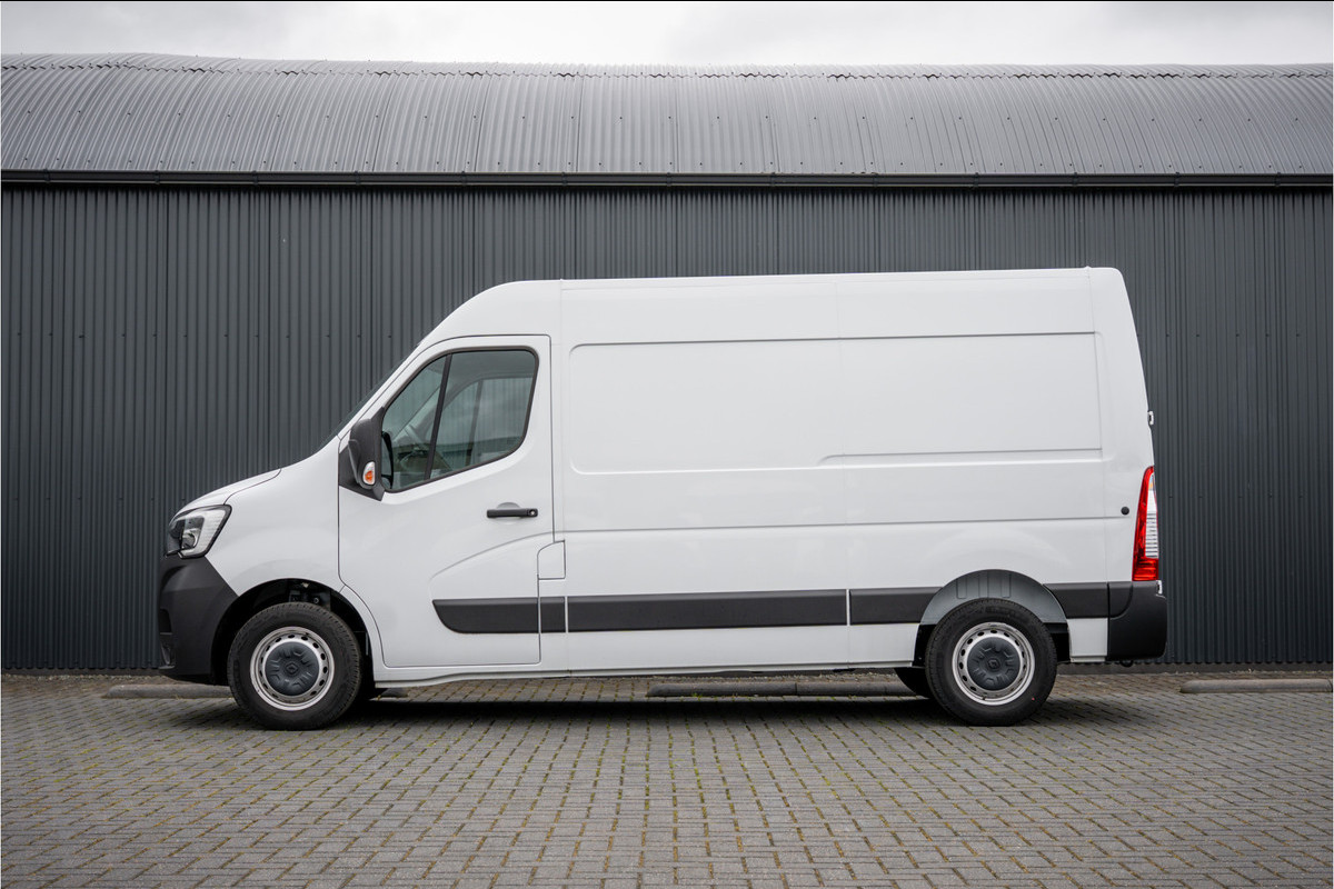 Renault Master Bleu DCI 135PK | L2H2 | Nieuw | Navi | 3-Zits | LED | Cruise | Airco