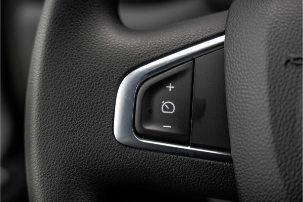 Renault Master Bleu DCI 135PK | L2H2 | Nieuw | Navi | 3-Zits | LED | Cruise | Airco