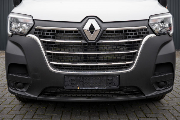 Renault Master Bleu DCI 135PK | L2H2 | Nieuw | Navi | 3-Zits | LED | Cruise | Airco