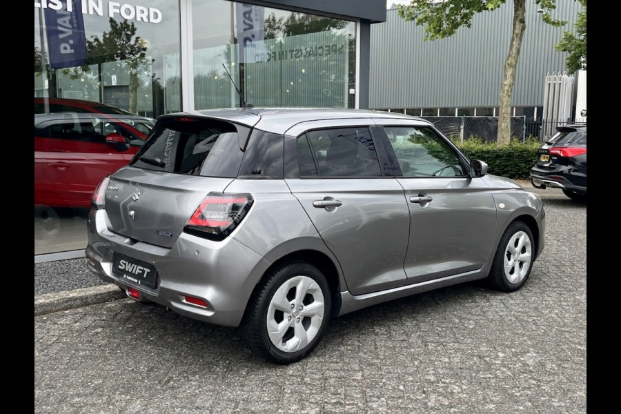 Suzuki Swift 1.2 Select Smart Hybrid CVT Automaat | Meerdere kleuren beschikbaar | €2.200,- voordeel | Adapt. Cruise | Camera | Stoelverwarming | 16'' | Dodehoek | Carplay/Android Auto | Smart Entry |