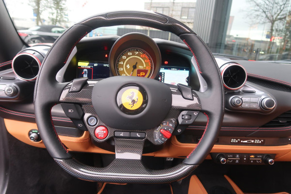 Ferrari F8 Spider 3.9 V8 HELE Carbon Pack