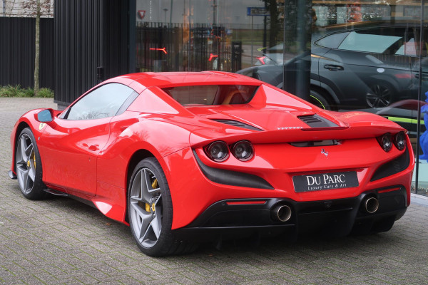 Ferrari F8 Spider 3.9 V8 HELE Carbon Pack