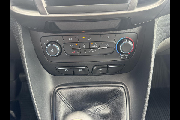 Ford Transit Connect 1.0 Ecoboost L2 Trend SCI | | 100pk | Navigatie | Cruise Control | Ingerichte Laadruimte | 3 Zitplaatsen | Winter Pack