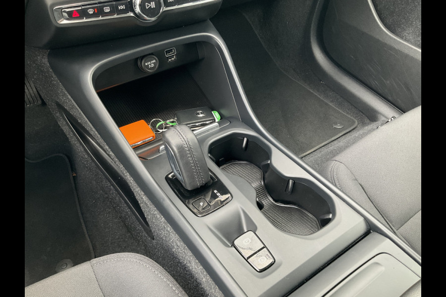 Volvo XC40 1.5 T3 Business Pro Automaat Adap.Cruise Nav/Cam Carplay Orig.NL Hoogzitter!