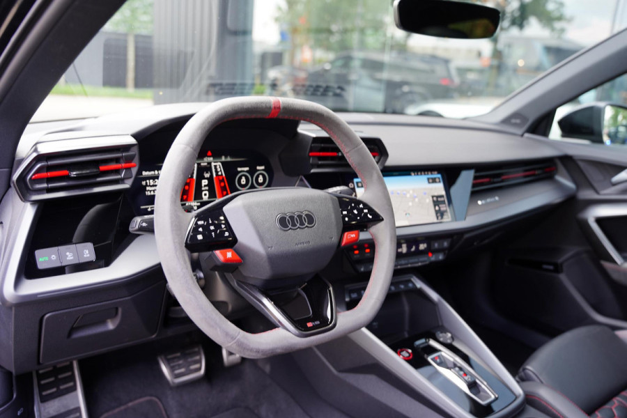 Audi RS 3 SPORTBACK 2.5 TFSI Quattro