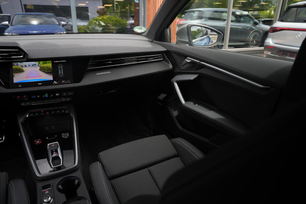 Audi A3 Sportback 2.0 TFSI S3 quattro Adaptieve Cruise Ambient DAB+ Stoelverw.