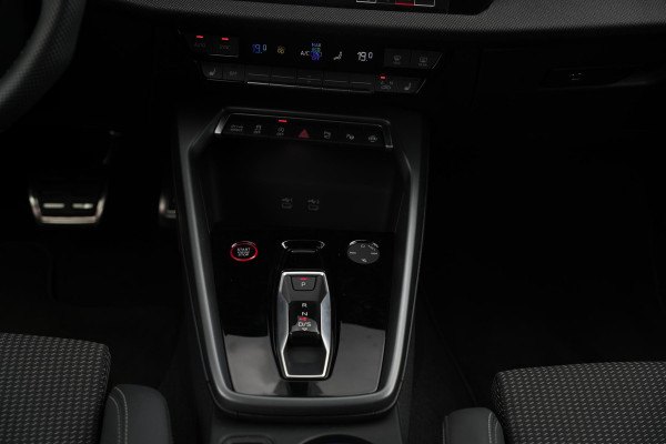 Audi A3 Sportback 2.0 TFSI S3 quattro Adaptieve Cruise Ambient DAB+ Stoelverw.