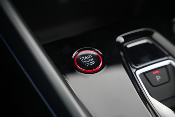 Audi A3 Sportback 2.0 TFSI S3 quattro Adaptieve Cruise Ambient DAB+ Stoelverw.