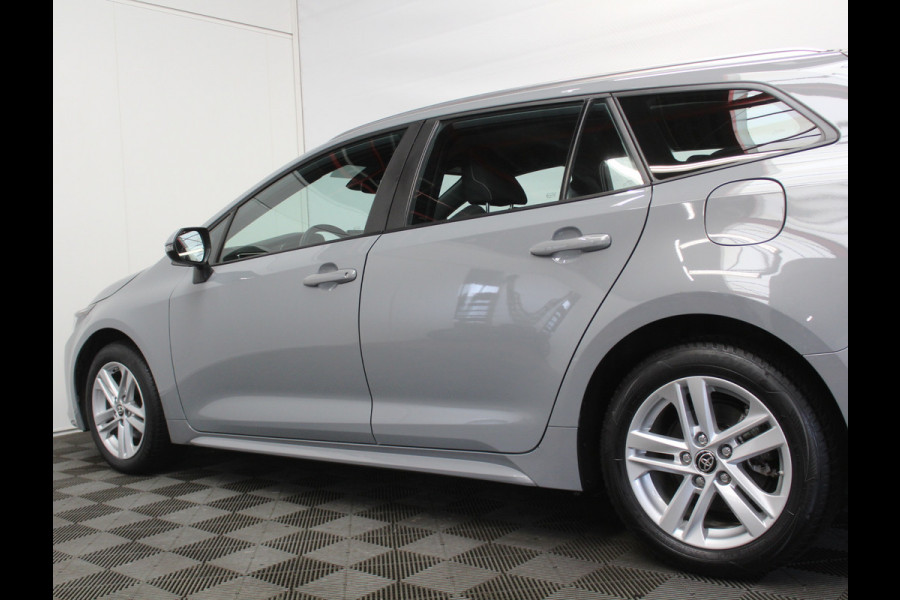 Toyota Corolla Touring Sports 1.8 Hybrid Active CAMERA | CARPLAY | ADAPCRUISE | CLIMATE | DAB | LED | LMV16 | NAVI