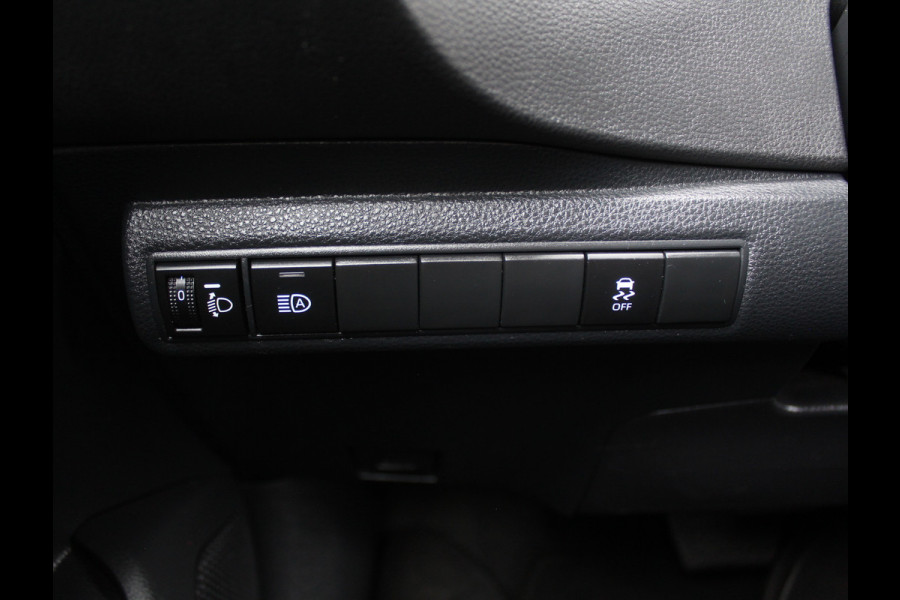 Toyota Corolla Touring Sports 1.8 Hybrid Active CAMERA | CARPLAY | ADAPCRUISE | CLIMATE | DAB | LED | LMV16 | NAVI