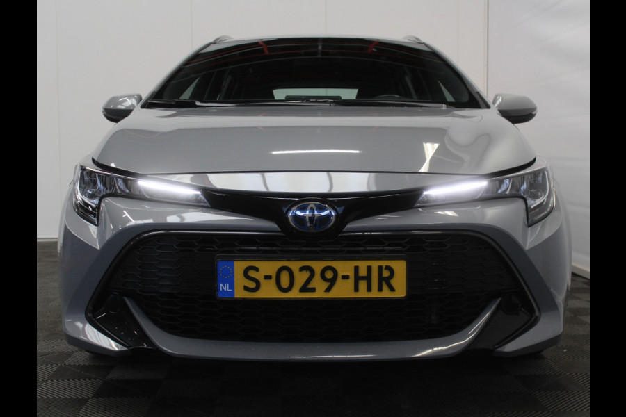Toyota Corolla Touring Sports 1.8 Hybrid Active CAMERA | CARPLAY | ADAPCRUISE | CLIMATE | DAB | LED | LMV16 | NAVI