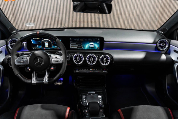 Mercedes-Benz A-Klasse AMG 45 S 4MATIC+ Premium Plus PANO VOLL
