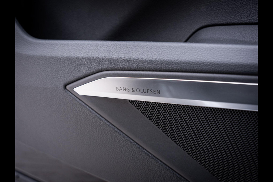 Audi e-tron 55 quattro S edition 95 kWh - Pano l Luchtv l HUD l B&O l Matrix