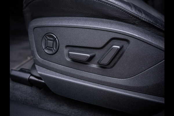 Audi e-tron 55 quattro S edition 95 kWh - Pano l Luchtv l HUD l B&O l Matrix