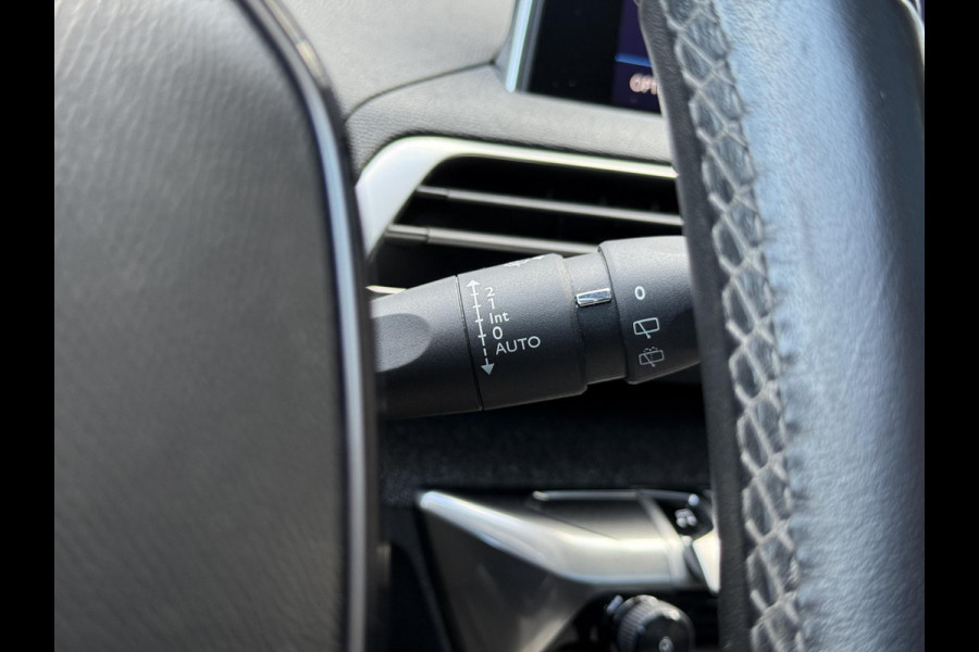 Peugeot 5008 1.2 PureTech Allure 7p. 2e Eigenaar|Navi|Schuifdak|Carplay|Camera|i-Cockpit|N.A.P|APK tot 09-2026