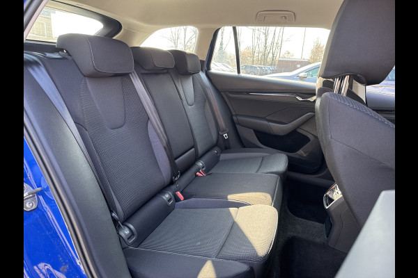 Škoda Octavia Combi TSI iV 204PK PHEV BUSINESS EDITION VIRTUAL/CRUISE/CARPLAY****