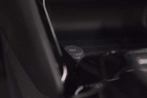 Peugeot 2008 Hybrid 145 e-DCS6 Allure | 360 Camera | Adaptieve Cruise Control | Navigatie | Dodehoekdetectie