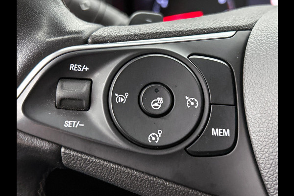 Opel Combo 1.5D L1H1 130pk Automaat Edition Airco Navigatie Apple Carplay/ Android Auto Trekhaak Betimmerd Cruise Control